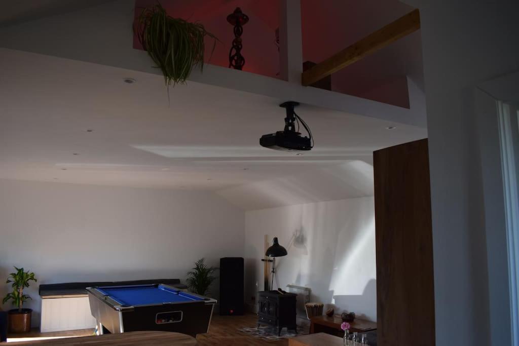 Crossing Retreat - Pool Table, Projector, Barn Villa Tunstead  Exteriör bild
